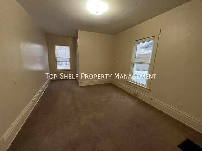 Foto del edificio - 1067 23rd St