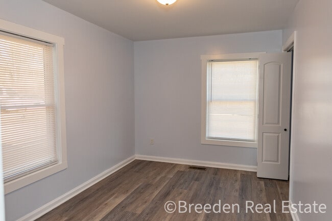 Building Photo - 2954 Old 70 Loop