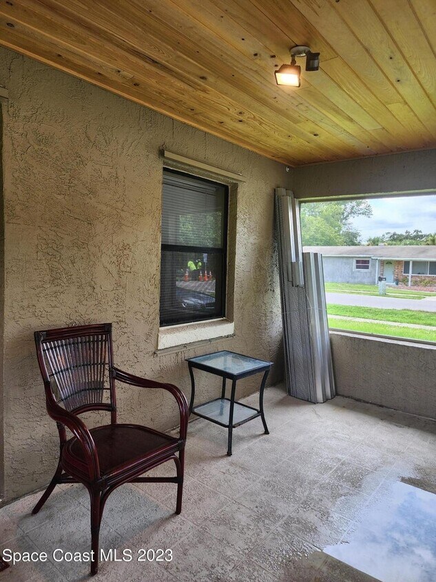 Foto principal - 1019 Brightman St