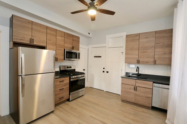 Foto del edificio - 3136 N Clifton Ave