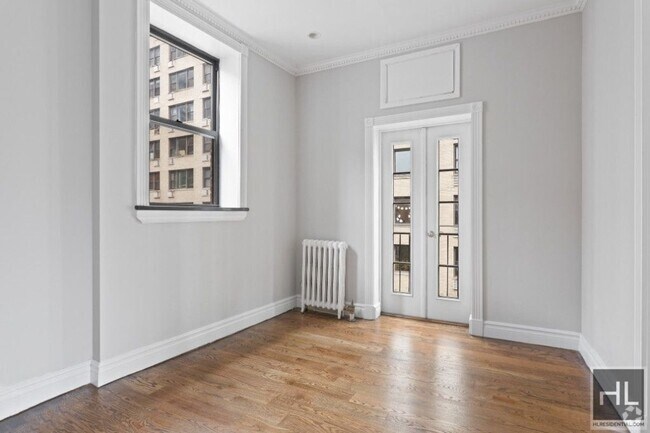 Building Photo - East 35th Street