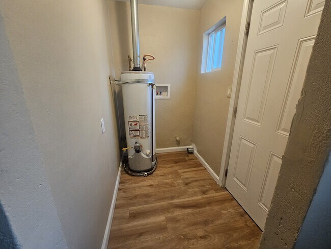 Foto del edificio - 108 west 9th / York St