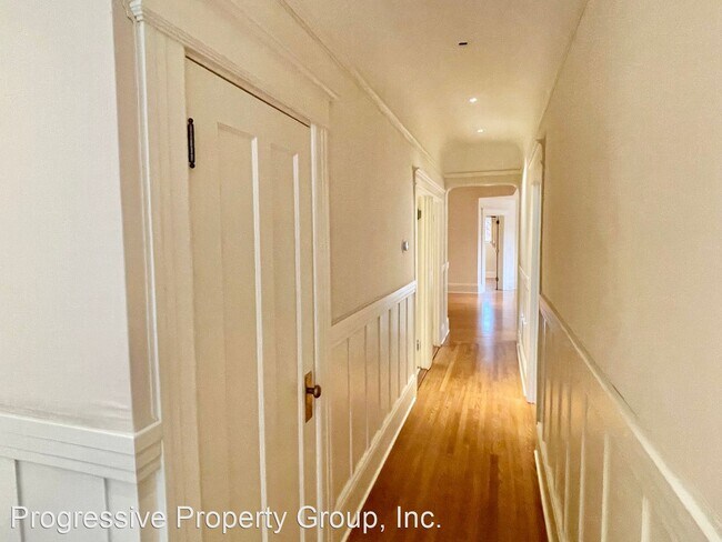 Building Photo - 2 br, 1 bath House - 345 Missouri Street