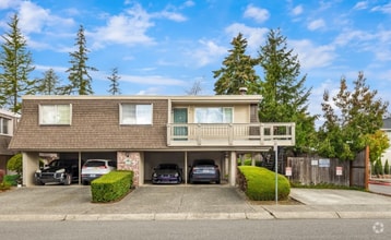 Building Photo - 14526 NE 6th Pl