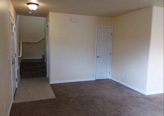 Building Photo - 1520 Carson