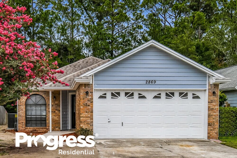 2869 Lantana Lakes Dr E, Jacksonville, FL 32246 House Rental in