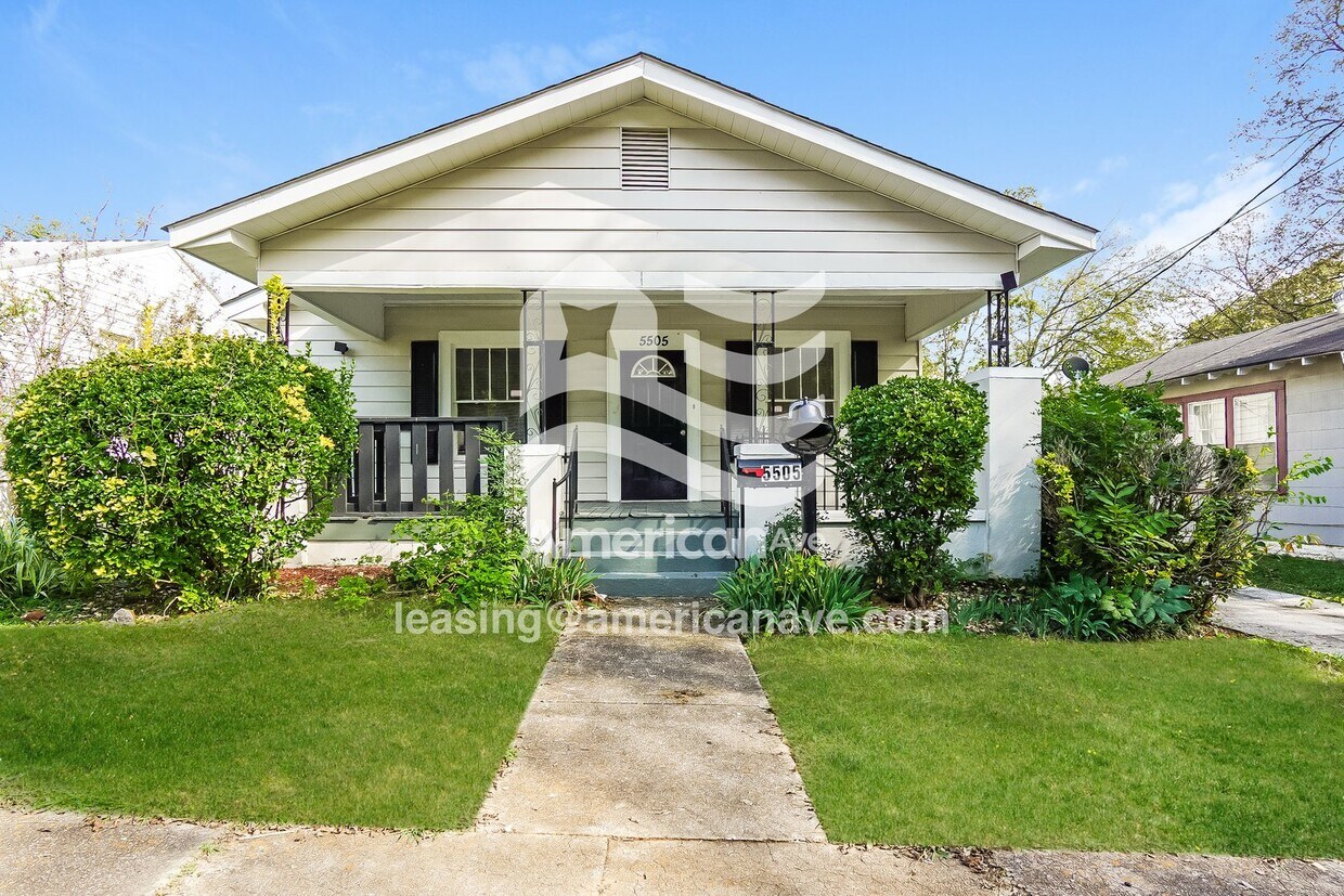 Foto principal - 5505 Court J