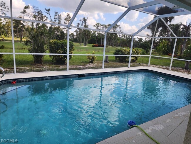 Foto del edificio - 14881 Soaring Eagle Ct