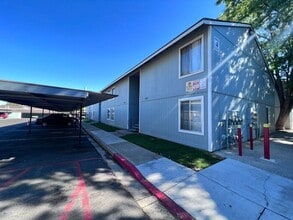 Building Photo - 4600 Neil Rd