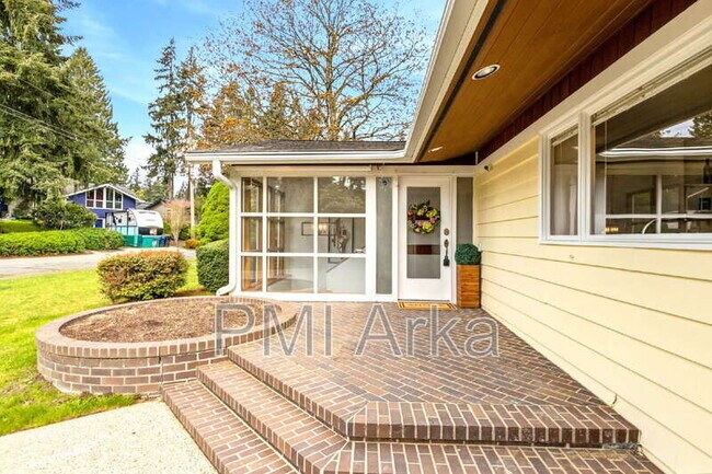 Foto del edificio - 7020 137th Ave NE