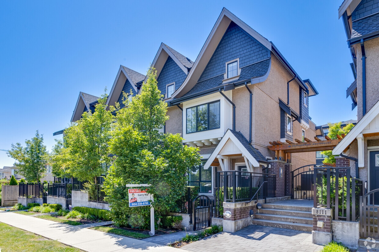 Building Photo - 8123 Shaughnessy St