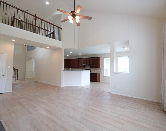 Foto del edificio - 12802 Flat Creek Dr