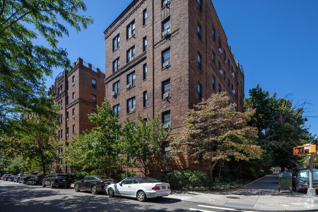 Building Photo - Saybrook