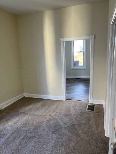 Formal Dining - 604 W Church St