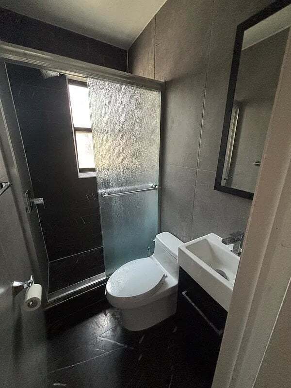 Foto del edificio - 112 E 103rd St