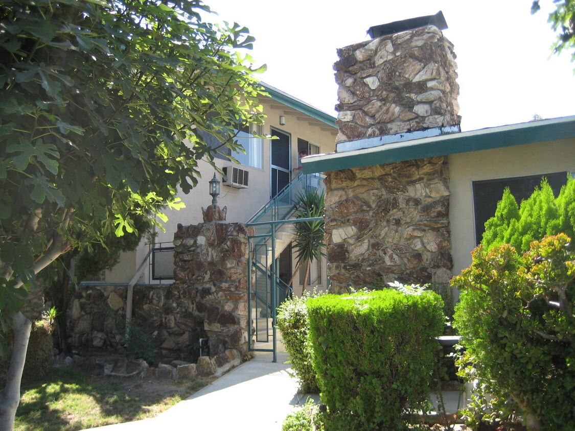 Primary Photo - 4643 Kester Ave