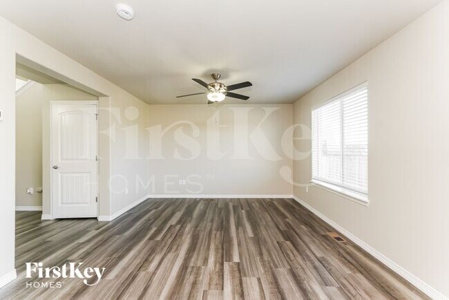 Building Photo - 11036 Rockcastle Dr
