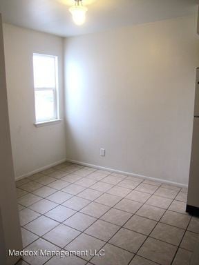 Building Photo - 217 Hanosh Ct SE