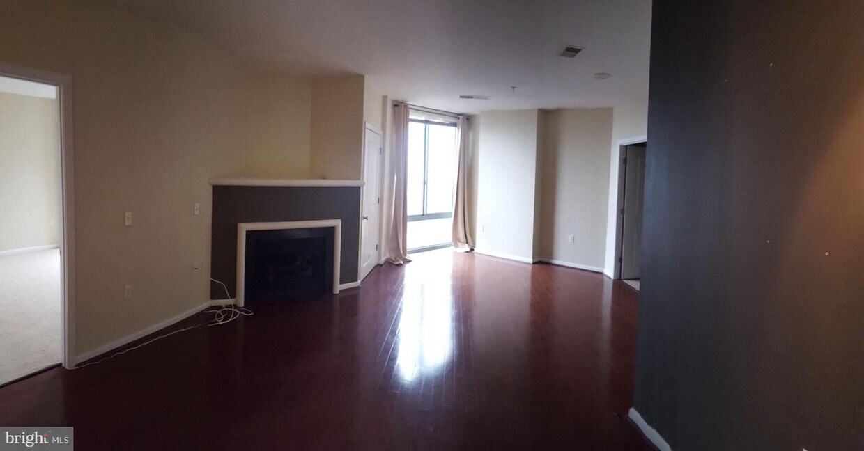 Foto principal - 851 N Glebe Rd