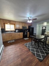 Building Photo - 505 S 10th St