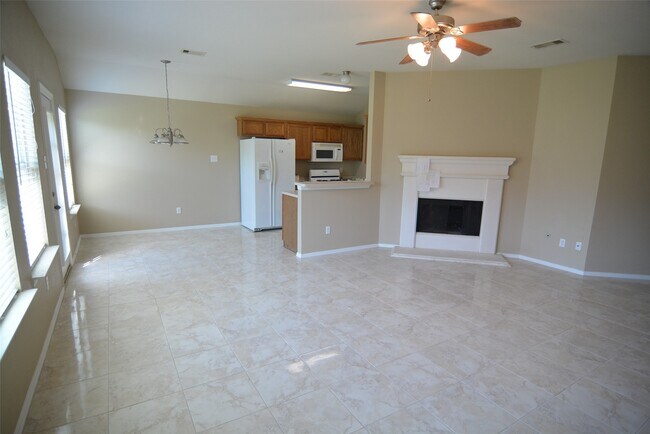 Foto del edificio - 16215 Willowford Ct