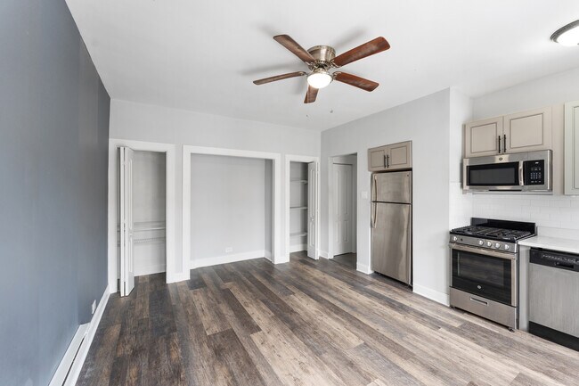 Foto del edificio - 4555 Malden St