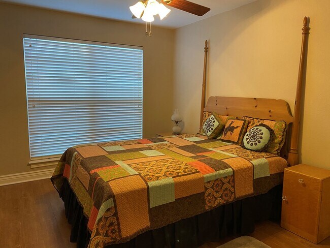 Building Photo - 3709 Casady Ct