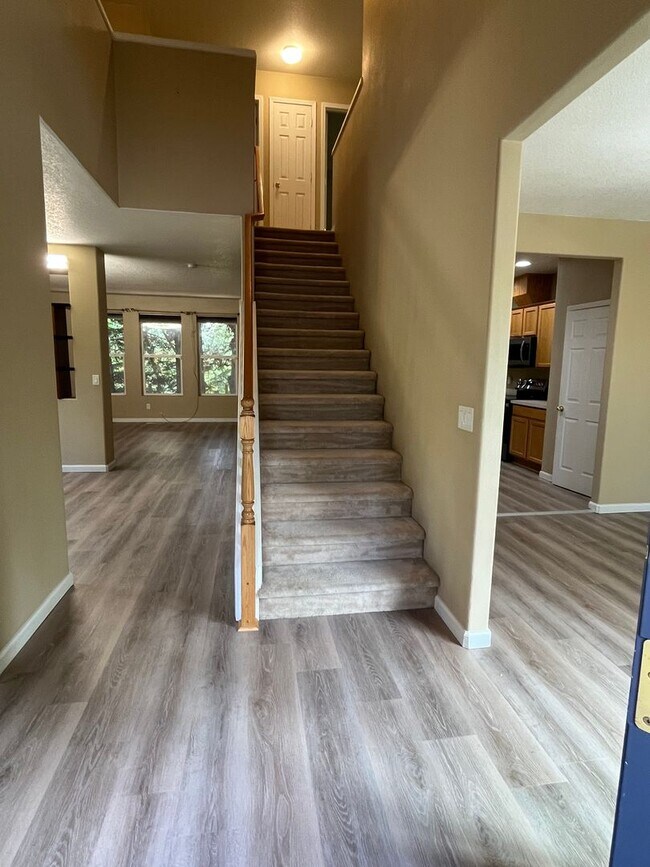 Foto del edificio - Cute 4 Bedroom Gresham Home!