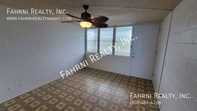 Building Photo - Makaha Beach Cabanas 1 Bedroom 1 Bath