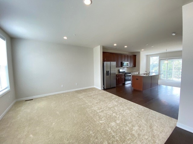 Building Photo - 806 Hoopes Ln