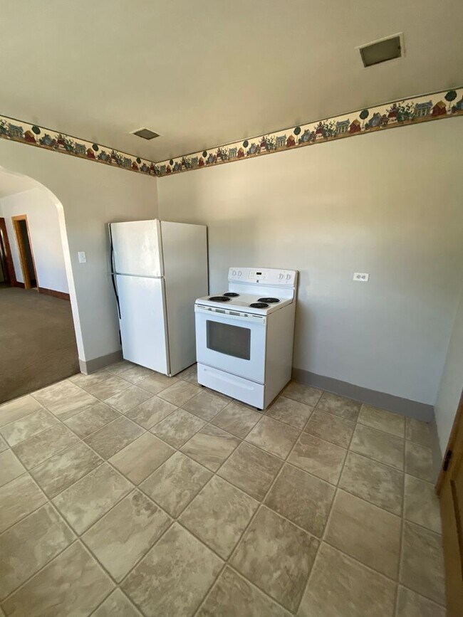 Foto del edificio - 3 Bed 1 Bath House