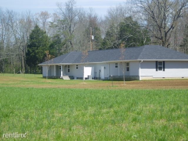 Building Photo - 145 Early Ln