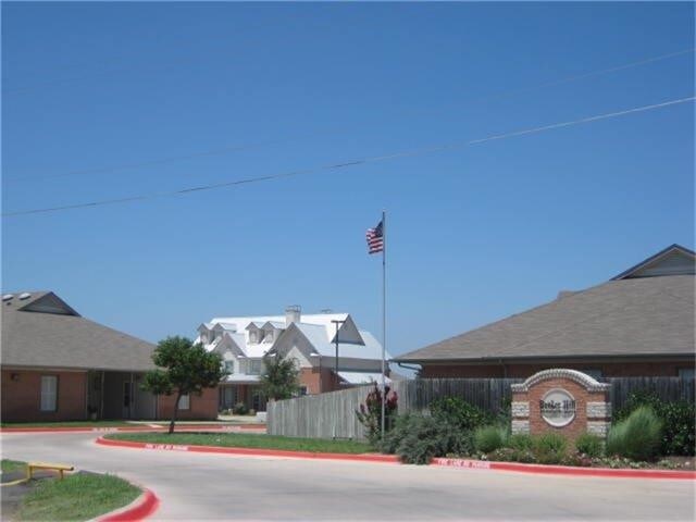 Building Photo - 1801 W Lingleville Rd