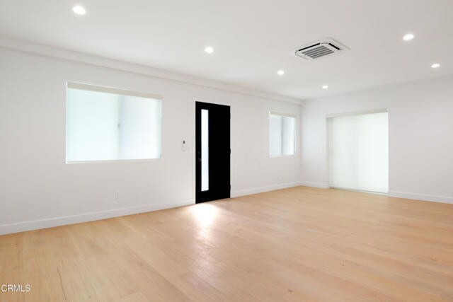 Foto del edificio - 112 N Kenneth Rd