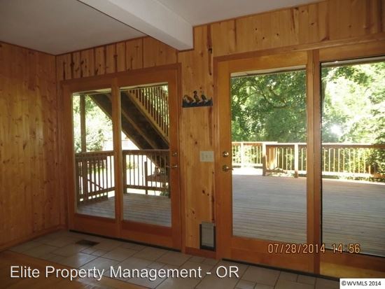 Building Photo - 29739 Tangent Dr SW