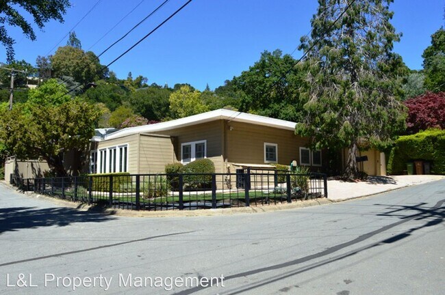 Foto del edificio - 4 br, 3 bath House - 2 Toyon Terrace
