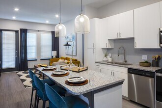 Building Photo - Westhouse Flats