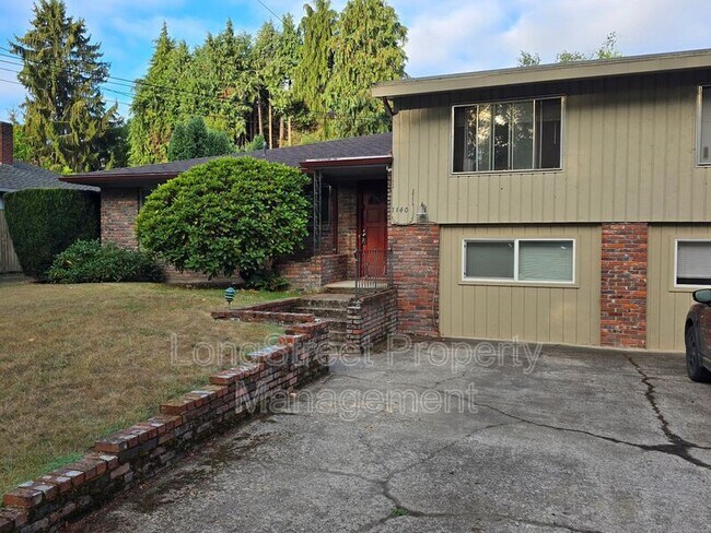 Building Photo - 1140 SW Stamm Pl