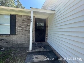 Building Photo - 114 Pintail Dr