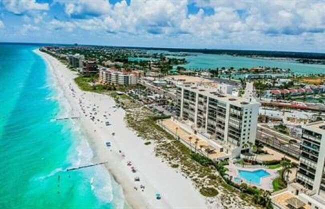 Foto del edificio - 14125 Palm St