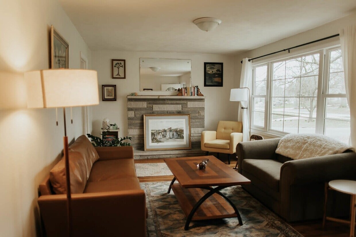 Foto principal - 909 S Mitchell St