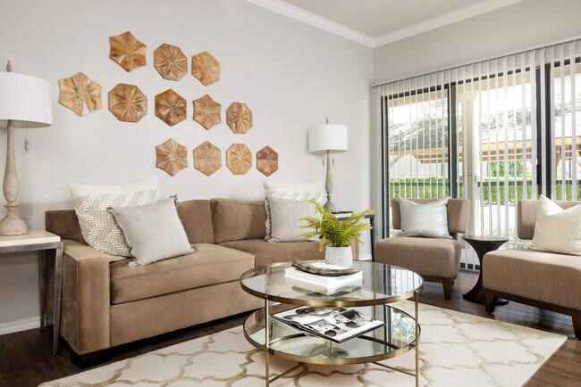 Foto del edificio - Eastbridge Apartments