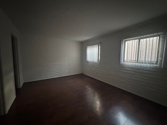 Foto del edificio - 2 BEDROOM TOWNHOME IN MESA