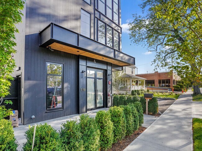 ventanas de suelo a techo - 116 Sherman St