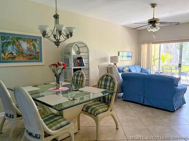 Foto del edificio - 134 Cypress Point Dr