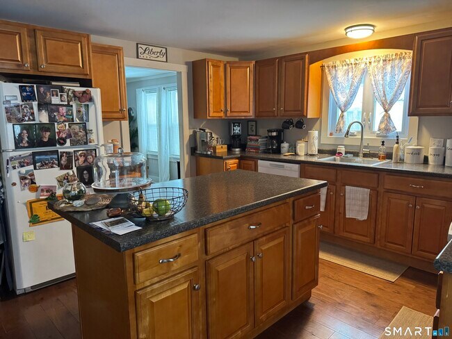 Building Photo - 91 Williams Ave