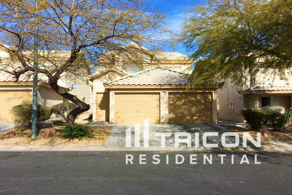 Foto principal - 7562 Glowing Ember Court Unit 201 Las Vega...
