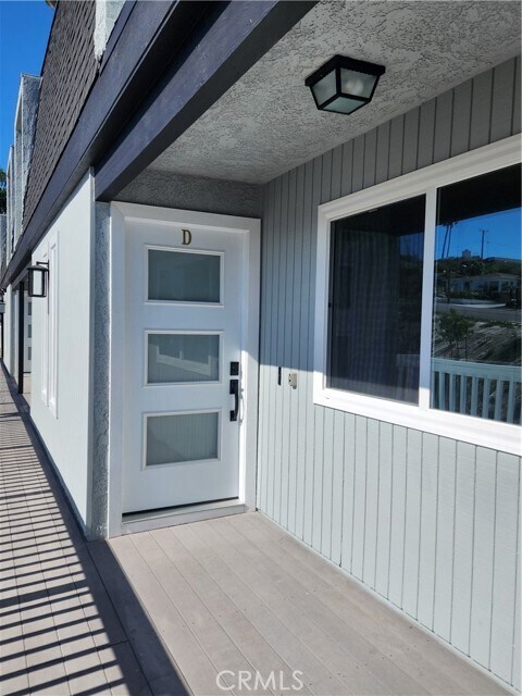Building Photo - 24802 La Paz Ave
