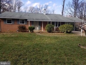 Building Photo - 3910 Forest Grove Dr