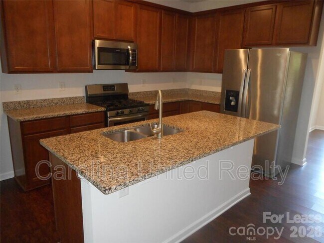 Foto del edificio - 5522 Harris Cove Dr